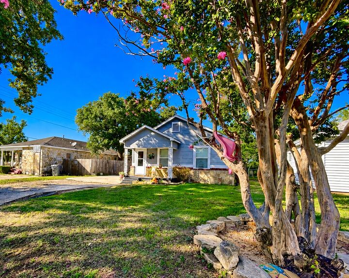 Property Photo: 1717 SW 1st Avenue OK 73401