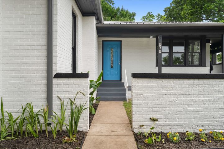 Property Photo:  575 N 7th Street  OK 74401 