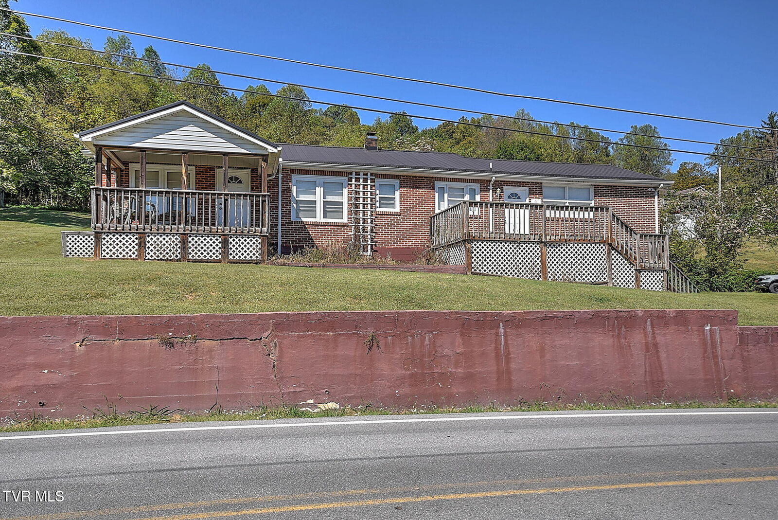 Property Photo:  1110 Jackson Hollow Road  TN 37663 