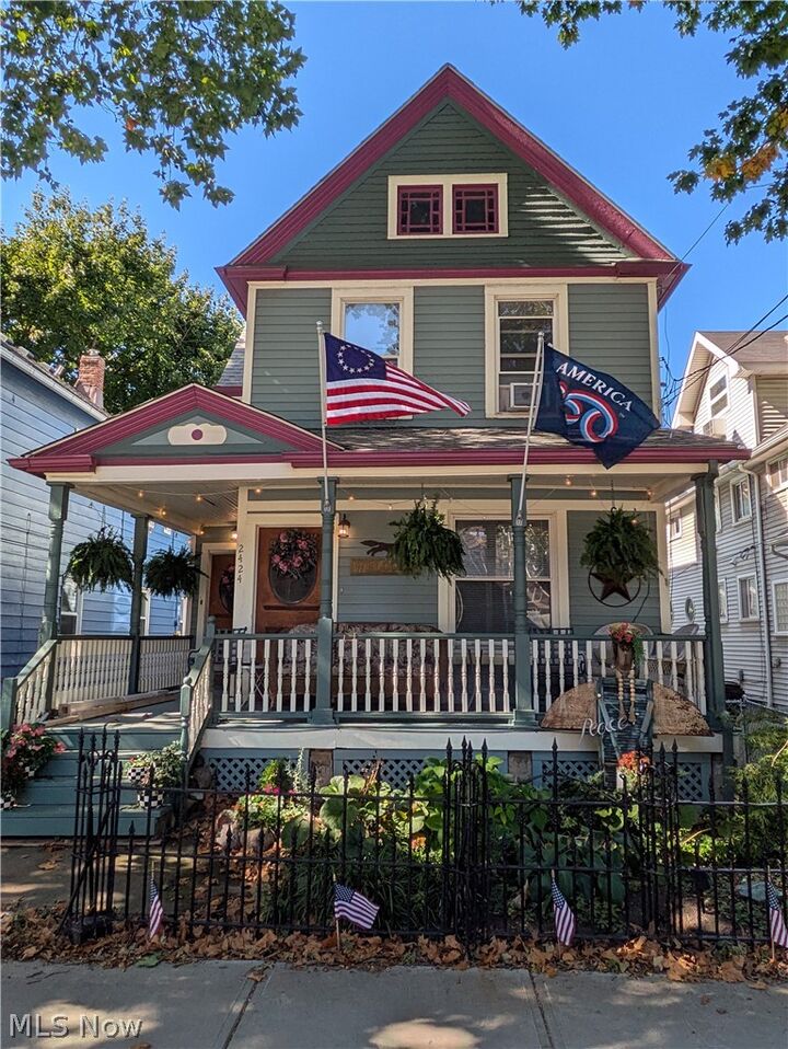 Property Photo: 2424 W 10th Street OH 44113