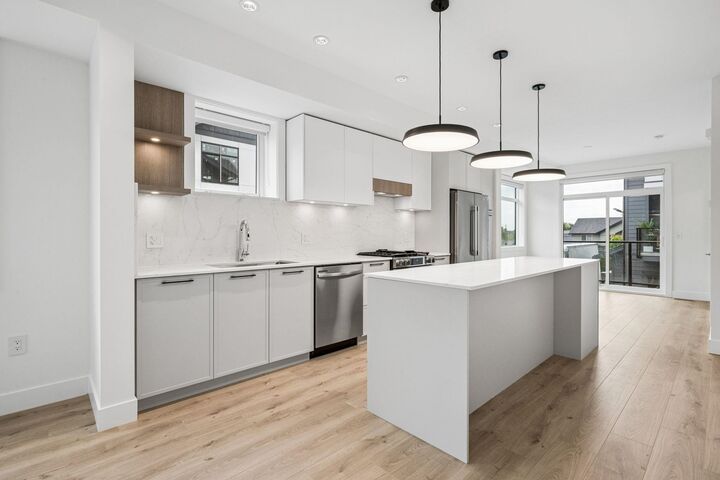 Property Photo:  17429 59 Avenue 22  BC V3S 1P3 
