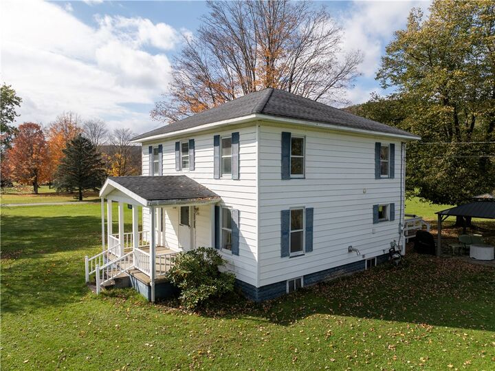 Property Photo:  299 County Road 16  NY 14870 