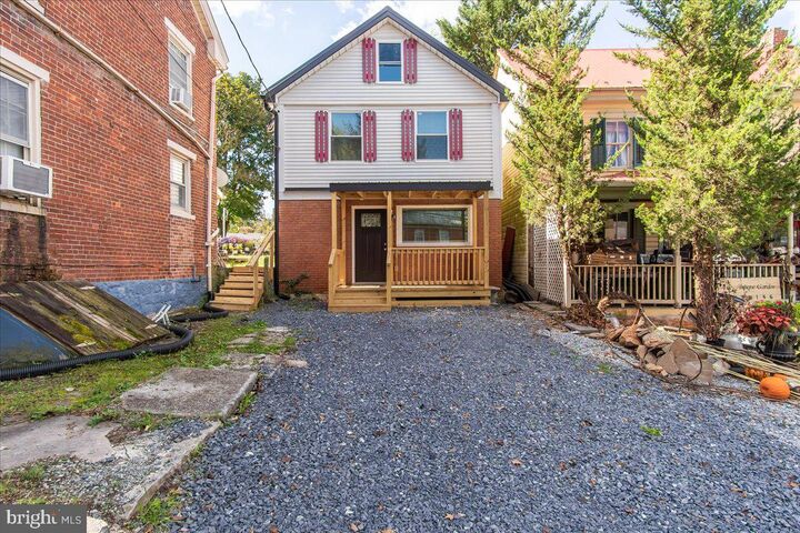 Property Photo:  21503 Leitersburg Smithsburg Road  MD 21742 