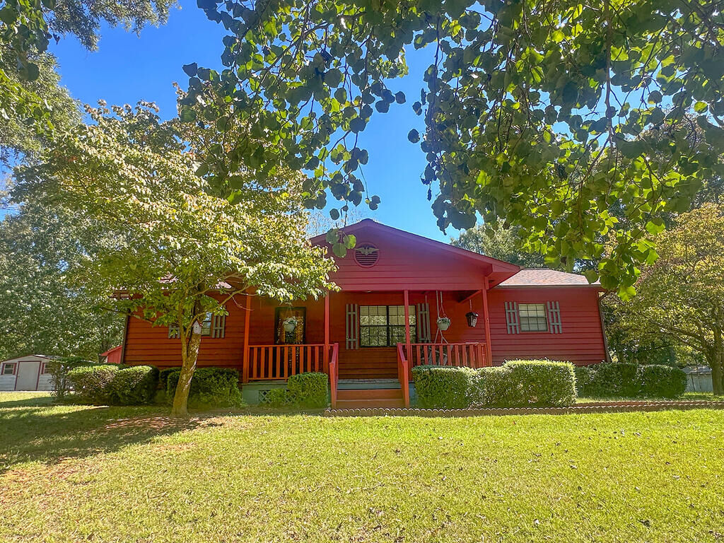 Property Photo:  964 Cotton Circle  GA 30705 