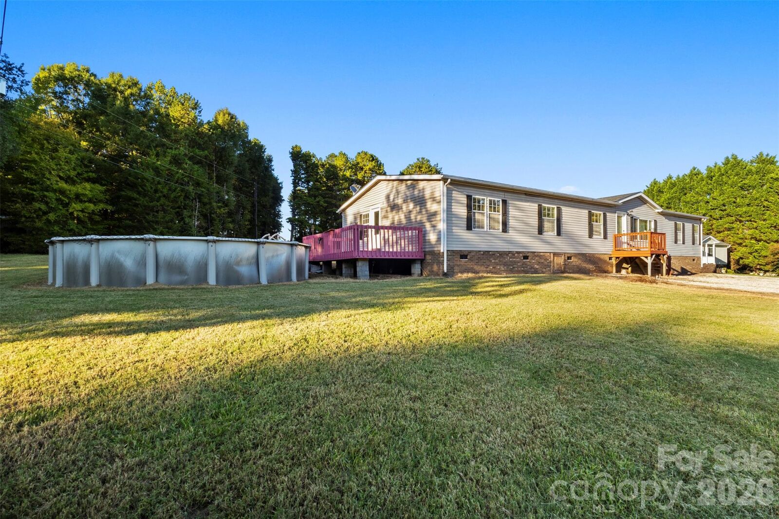 Property Photo: 4770 Enochville Road NC 28081