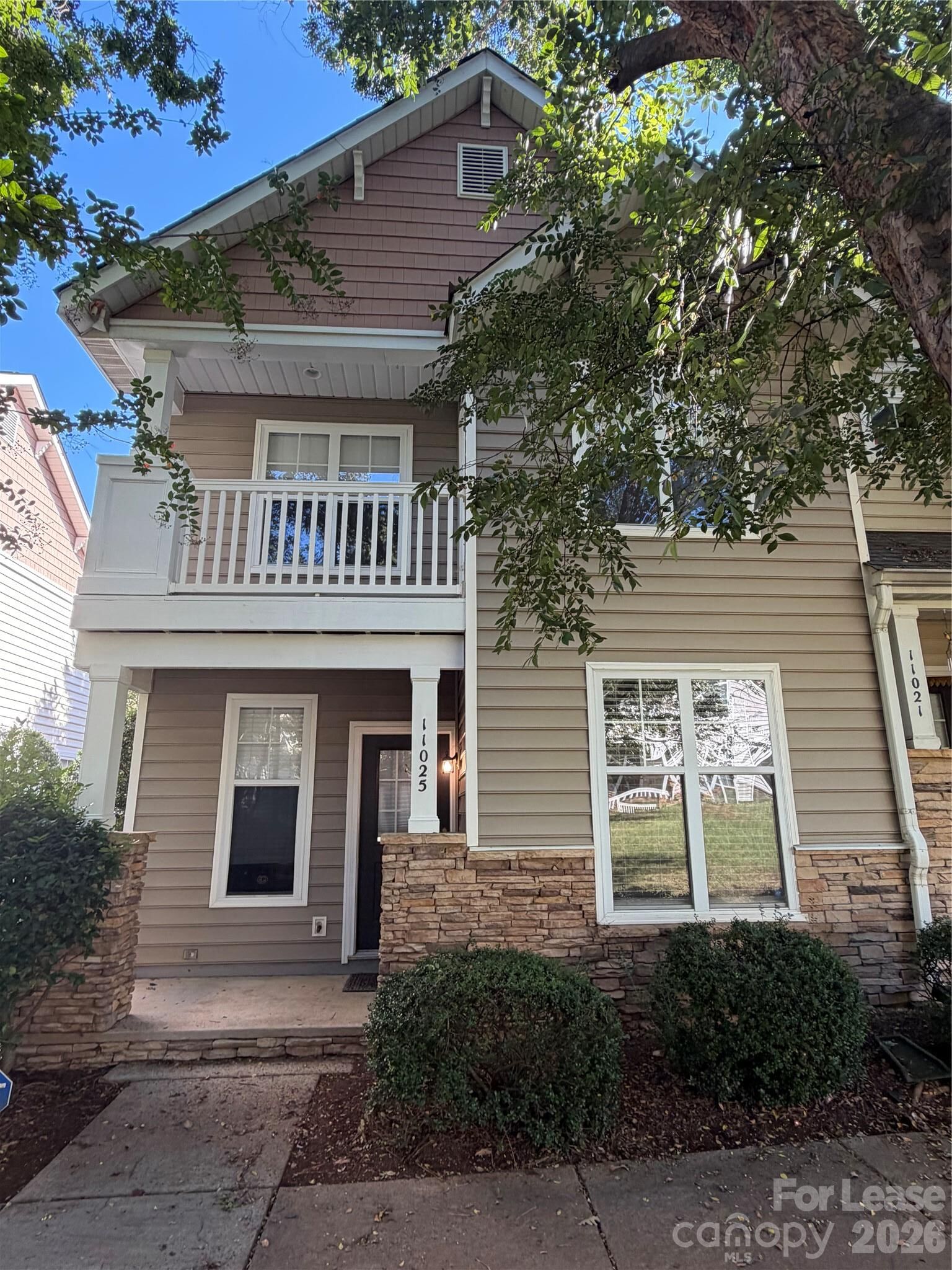 Property Photo:  11025 Dundarrach Lane  NC 28277 