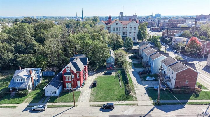 Property Photo: 2608 Stanton Avenue OH 45206