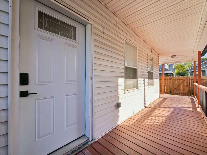 Property Photo:  137 N Yale Avenue  OH 43222 