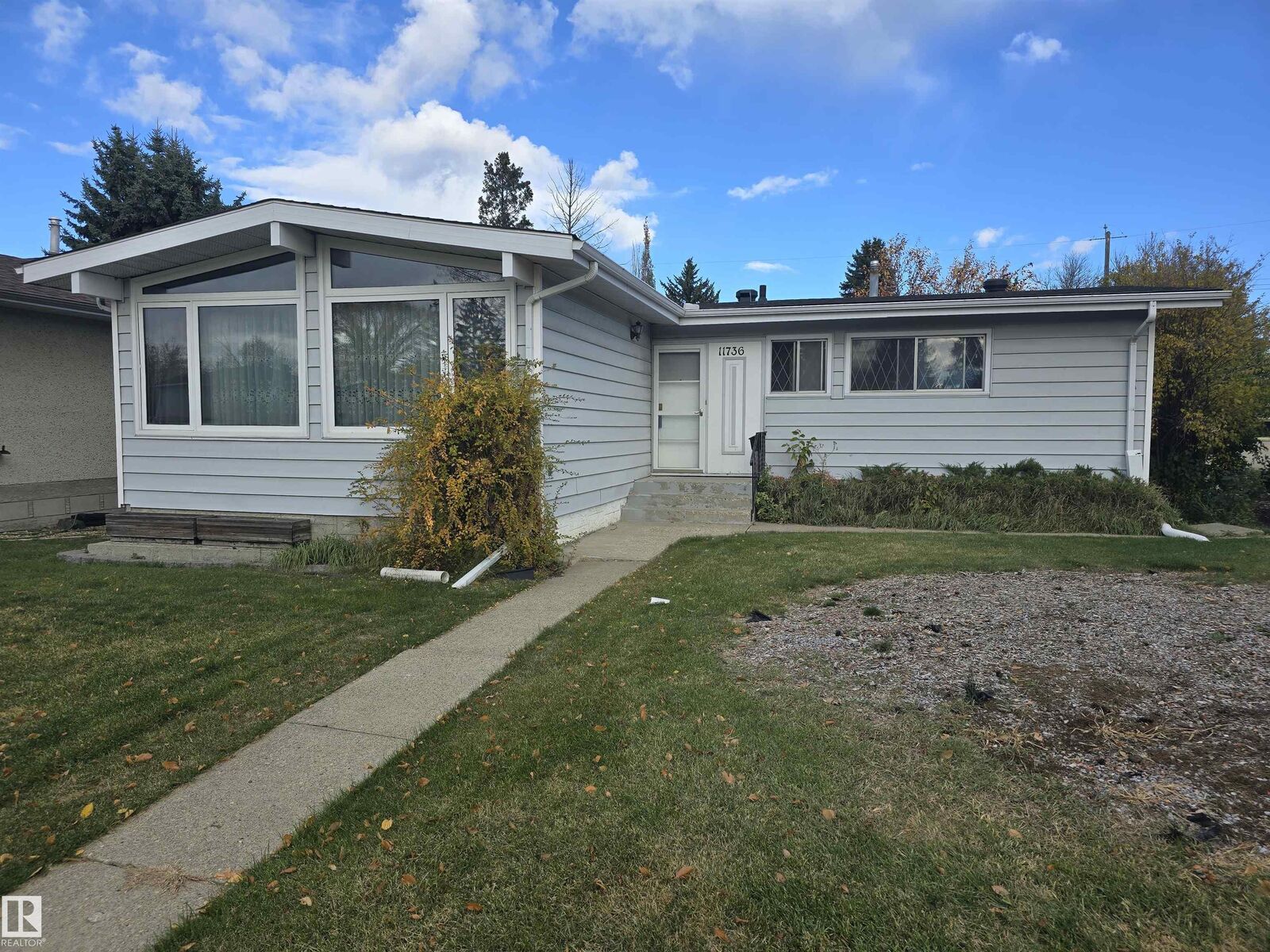 Property Photo: 11736 43 Avenue NW AB T6J 0Y7
