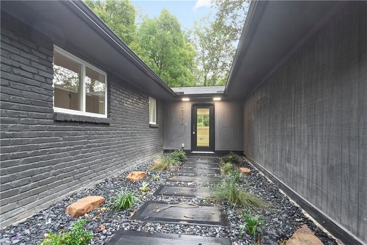 Property Photo: 2363 Englewood Drive GA 30344