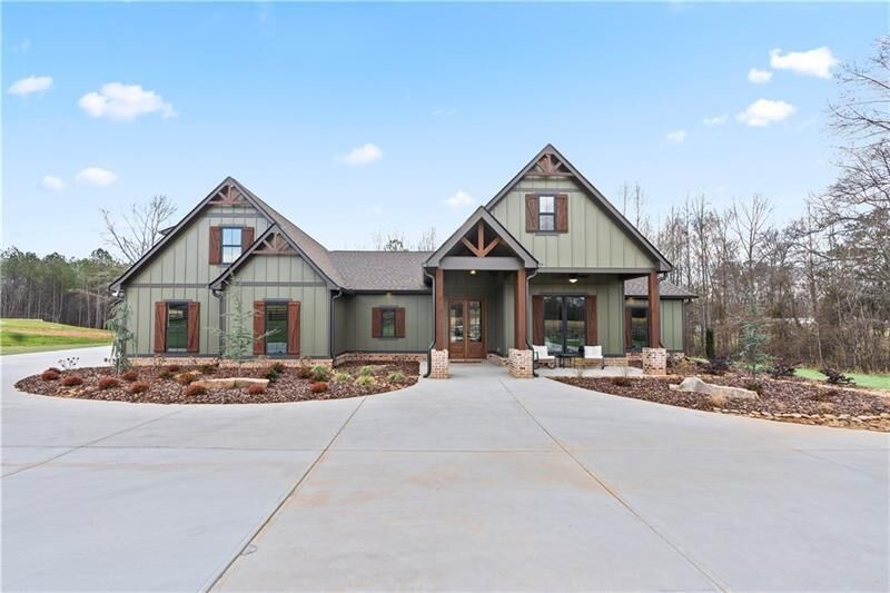 Property Photo:  645 W Hickory Level Road  GA 30180 