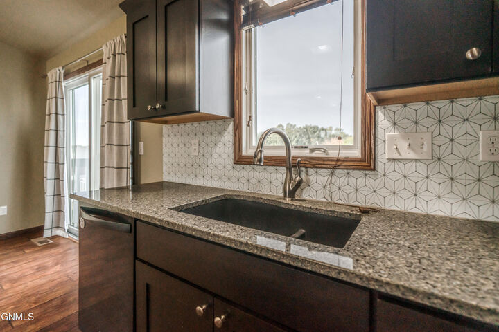 Property Photo:  84 Haywood Drive  ND 58504 