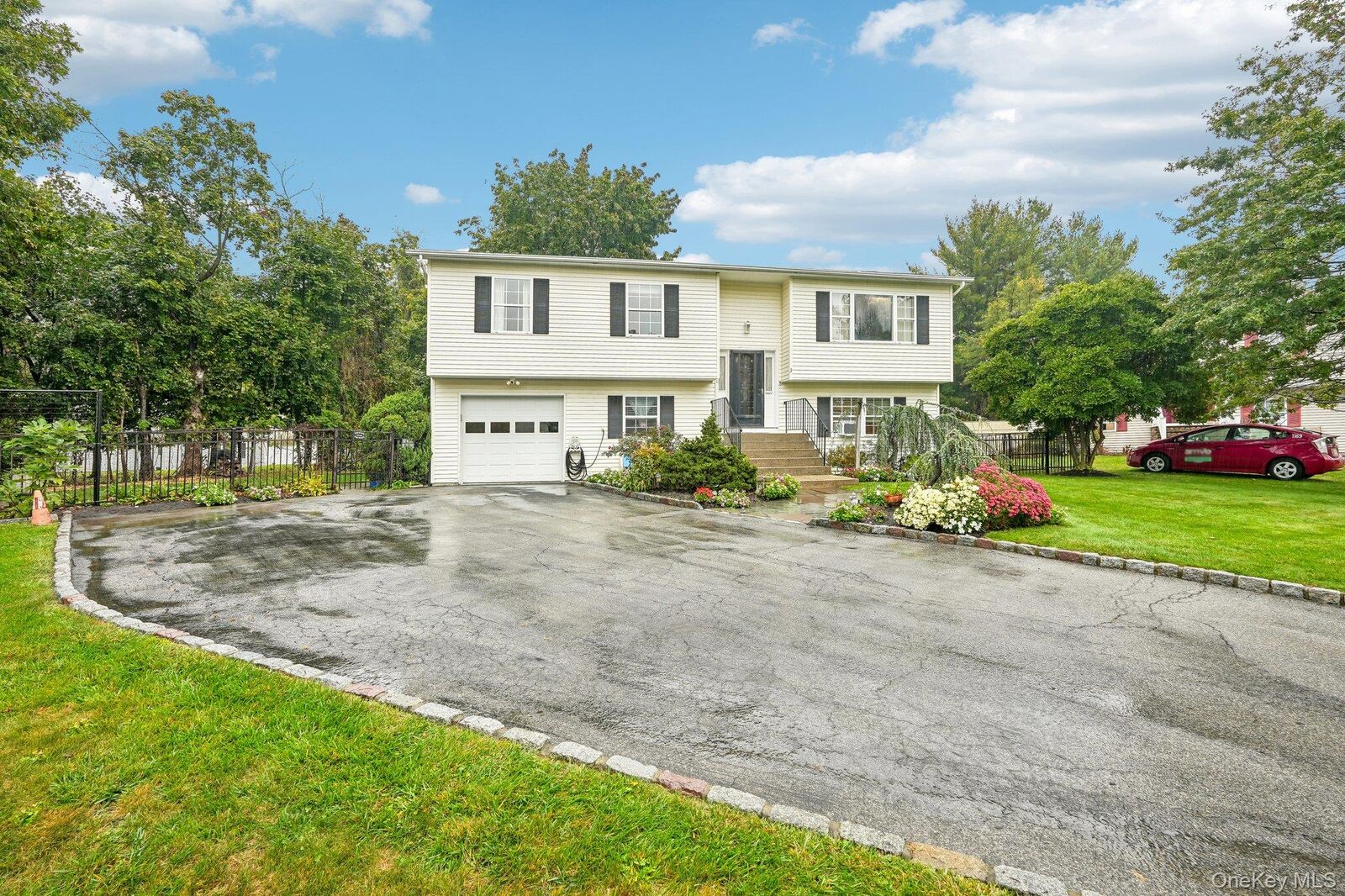 Property Photo: 3 Hazel Court NY 10977