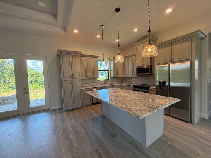 Property Photo:  14182 Barbet Lane  FL 33981 