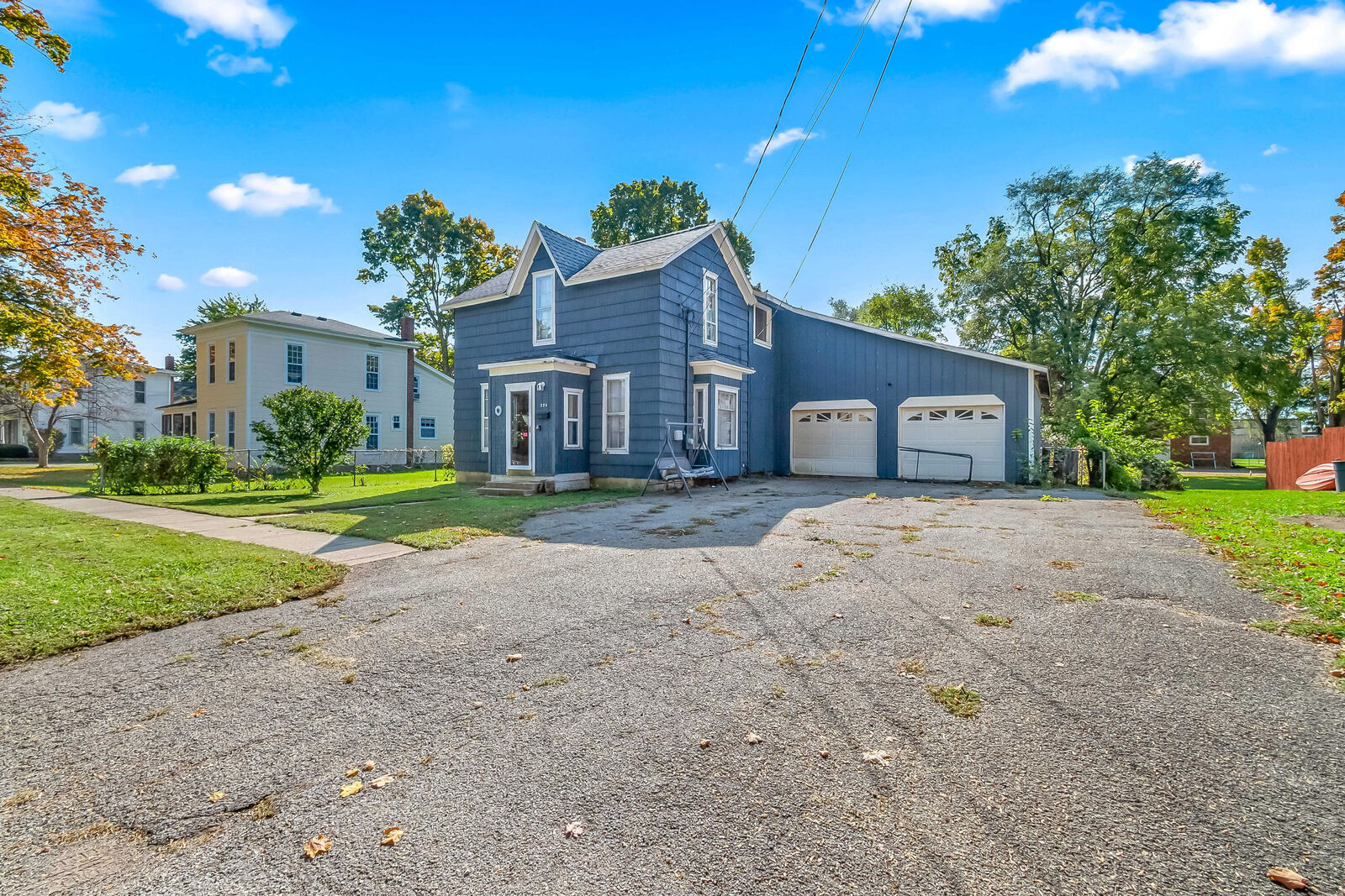 Property Photo:  229 W Hamilton Street  MI 49245 