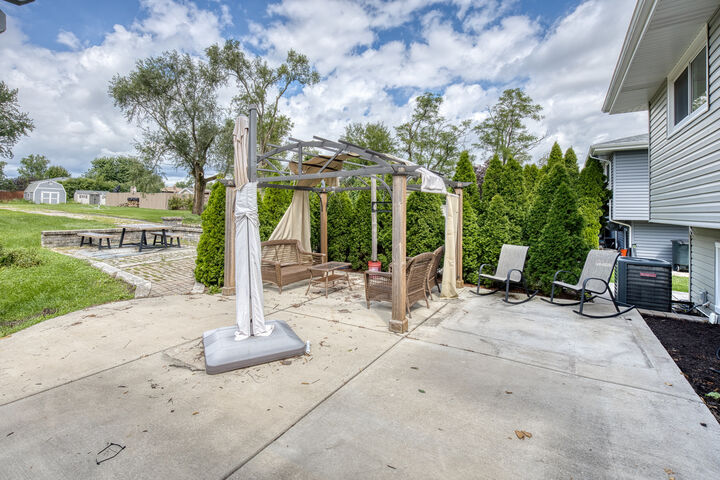 Property Photo:  17008 Forest Avenue  IL 60452 