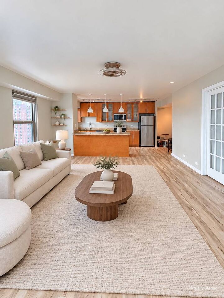 Property Photo:  3600 N Lake Shore Drive 1511  IL 60613 