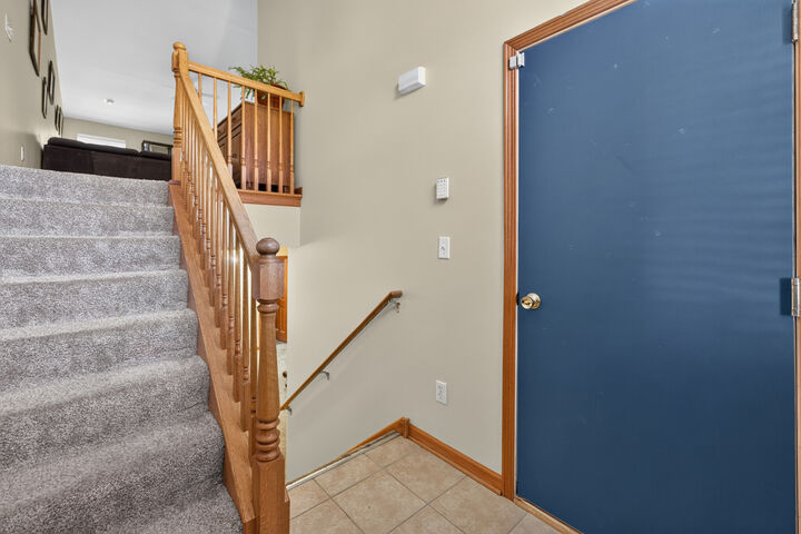 Property Photo:  693 Blackstone Court  IL 60115 