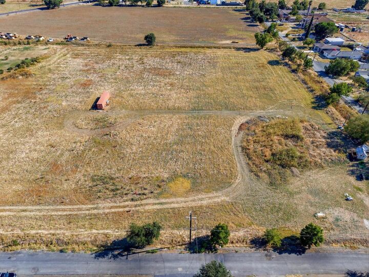 Property Photo:  3071 Davis Road  CA 95691 
