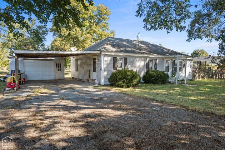 Property Photo: 3898 E State Highway 312 AR 72315