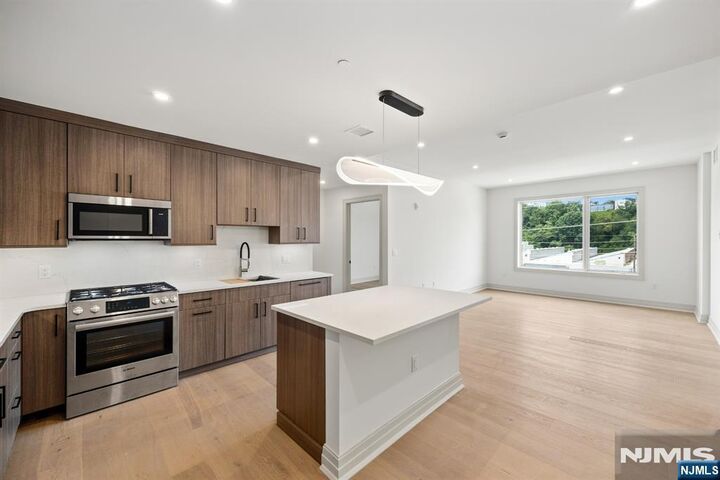 Property Photo:  921 Madison Street 508  NJ 07030 