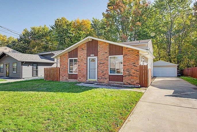 Property Photo: 6187 Rosebelle Avenue OH 44039