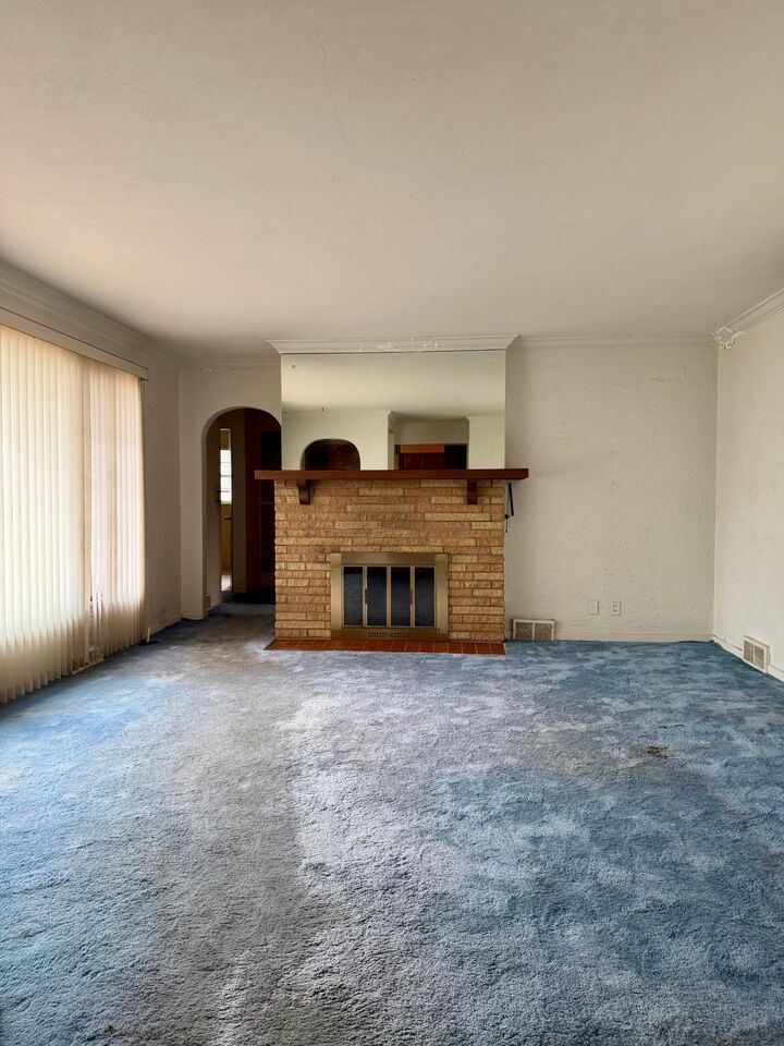 Property Photo: 1502 Elm Street N ND 58102
