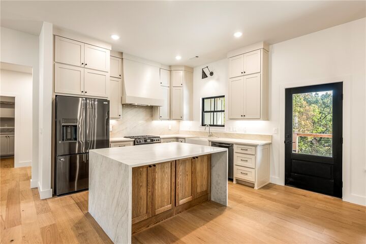 Property Photo:  25 Salisbury Drive  AR 72714 