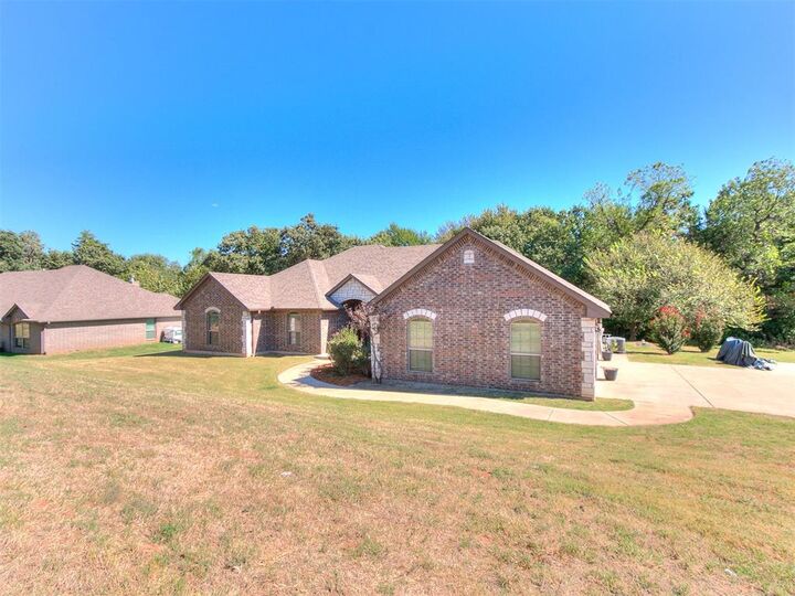 Property Photo:  12190 Maple Lane  OK 73044 