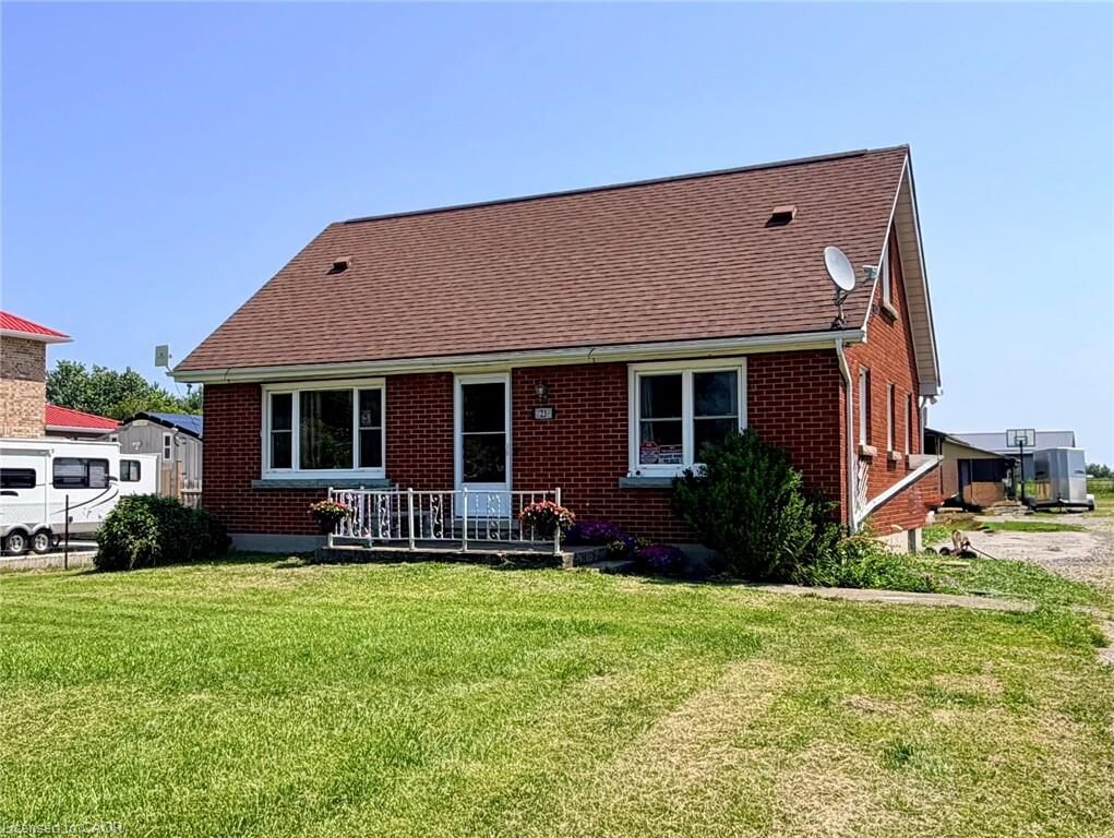 Property Photo:  23 Erie Avenue S  ON N0A 1G0 