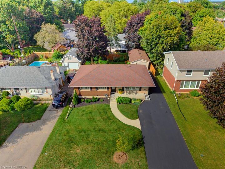 Property Photo:  107 Pusey Boulevard  ON N3R 2S6 
