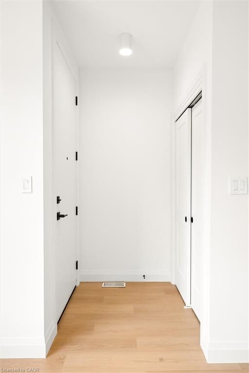 Property Photo: 563 Wellington Street 2 ON N2H 5L6