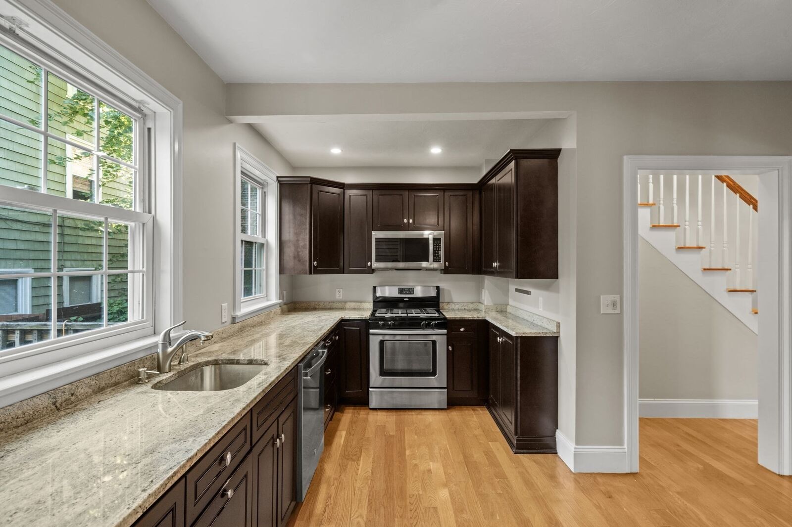 Property Photo:  519 E 5th Street 0  MA 02127 
