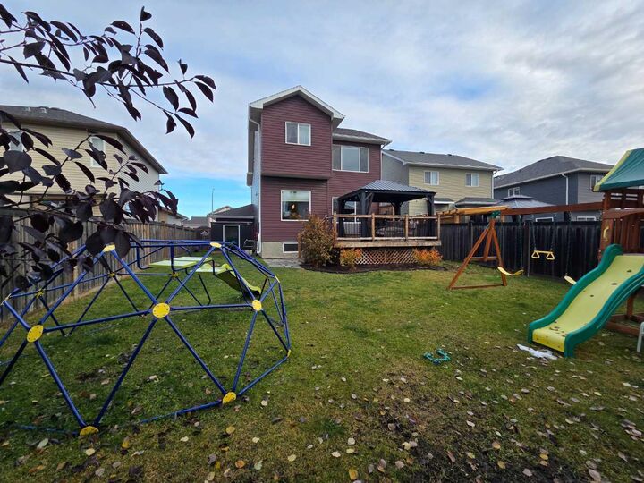 Property Photo:  8961 96 Avenue  AB T8X 0N1 