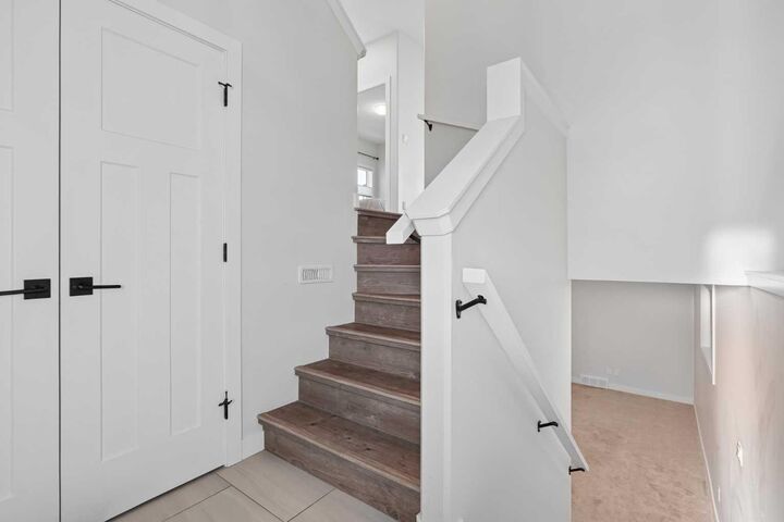 Property Photo:  1369 Pacific Circle W  AB T1J 5V3 