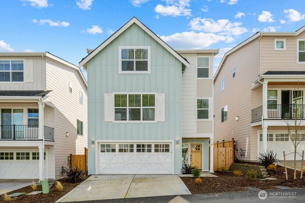 Property Photo:  16  160th Place SE  WA 98012 