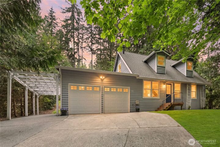 Property Photo: 3211 W Ames Lake Drive NE WA 98053