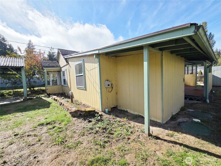 Property Photo:  425  Sunnyhill Road W  WA 98312 
