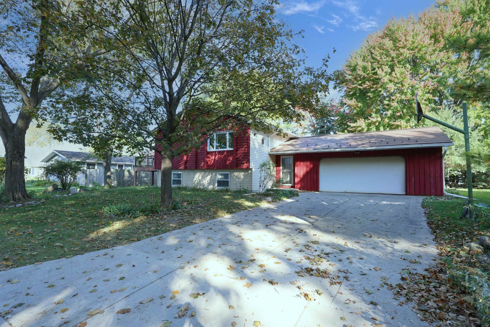 Property Photo:  333 Parkwood Drive  WI 54956 