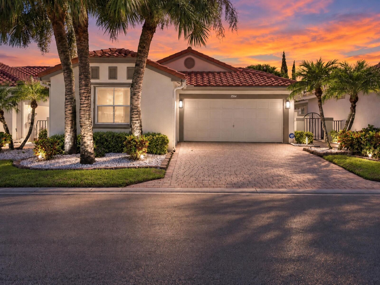 Property Photo:  11564 Augustus Drive  FL 33437 