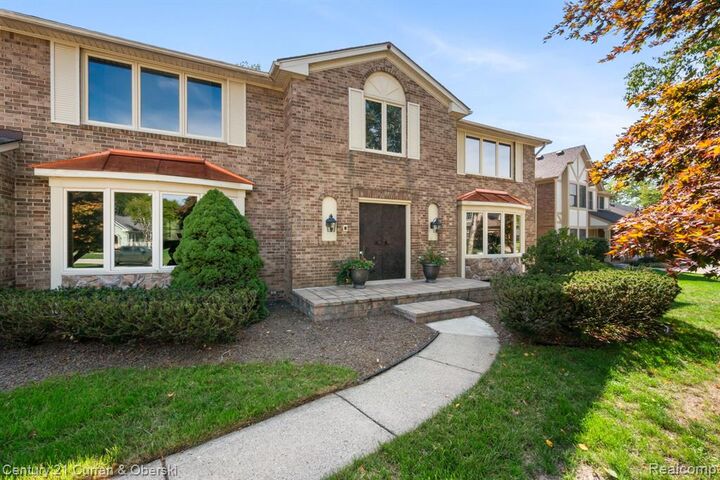 Property Photo:  36233 Trenton Court  MI 48335 