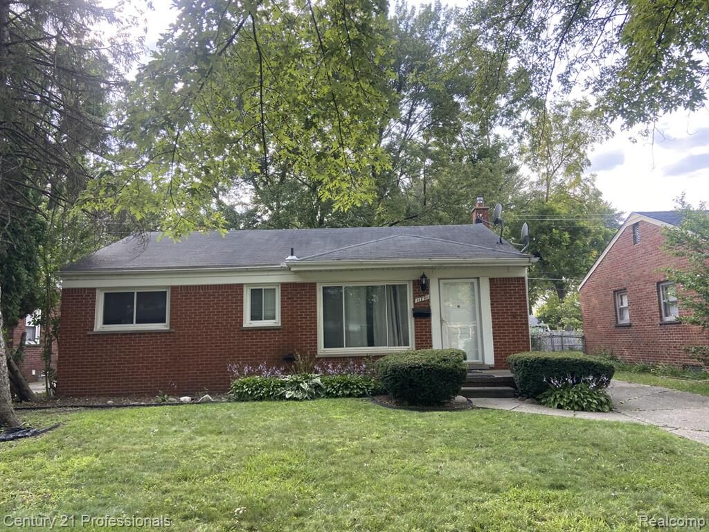 Property Photo:  11791 Columbia  MI 48239 