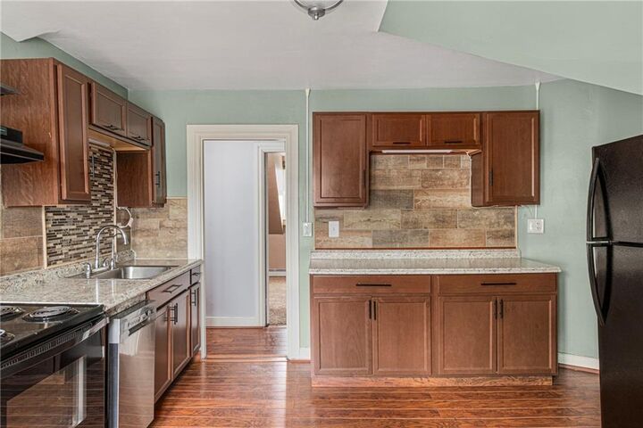 Property Photo:  198 Camp Street 3  RI 02906 