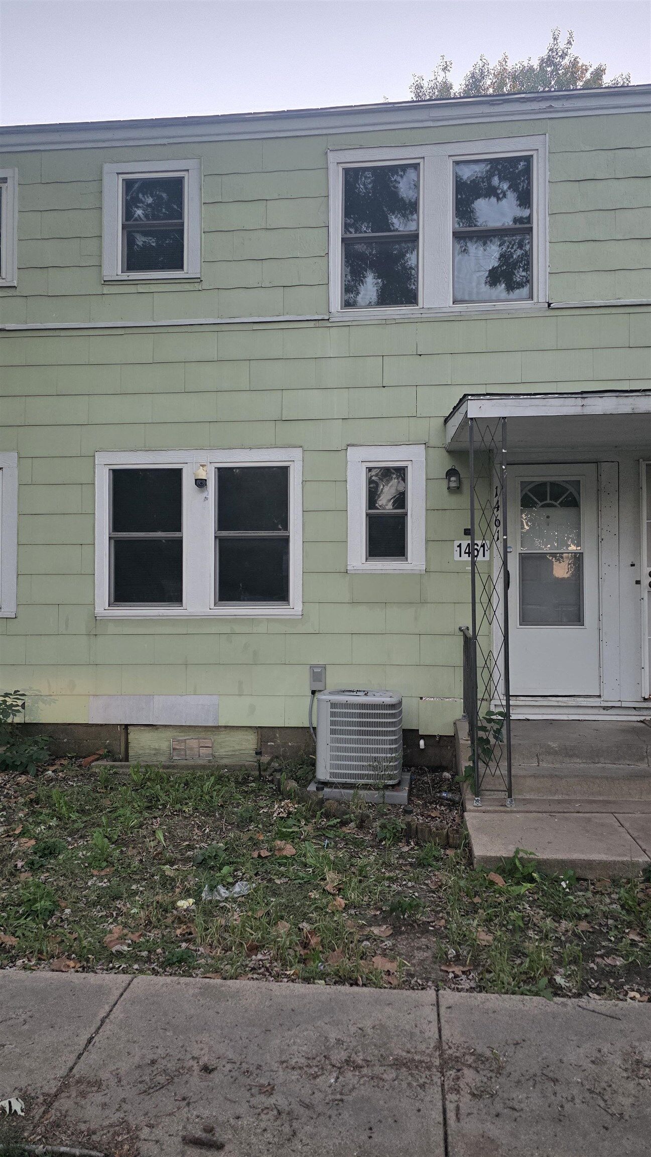 Property Photo:  1461 S Pershing Ct  KS 67218-3163 