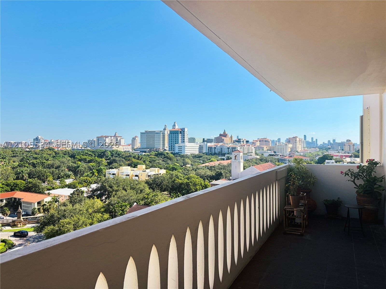 Property Photo: 625 Biltmore Way 1107 FL 33134