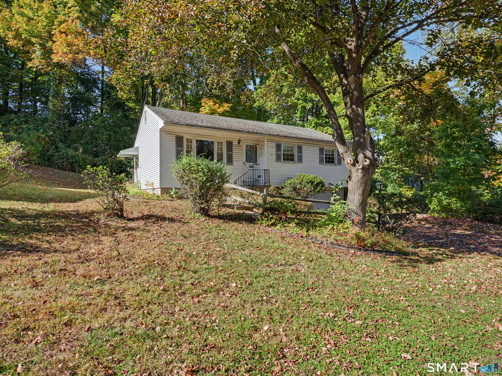 Property Photo:  2 Almar Drive  CT 06801 