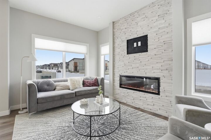 Property Photo:  551 Cockcroft Court  SK S7V 1Y8 