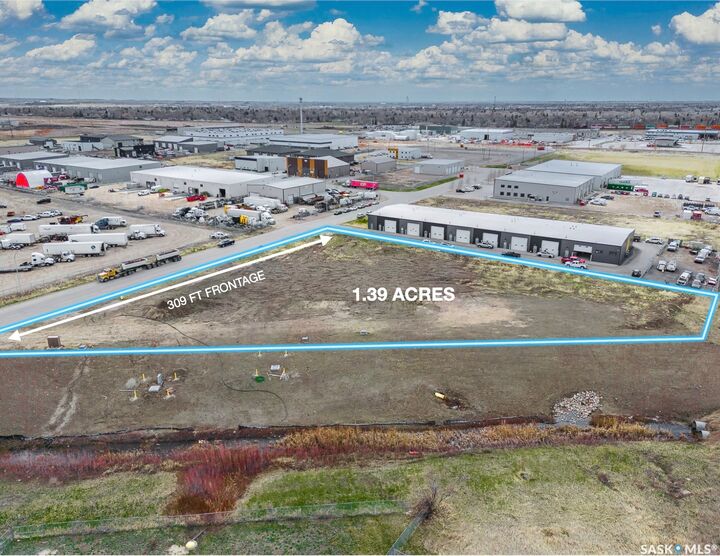 Property Photo:  506 Solomon Drive  SK S4N 4N7 
