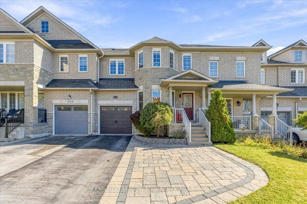 Property Photo: 347 Woodfern Way ON L3X 2X1