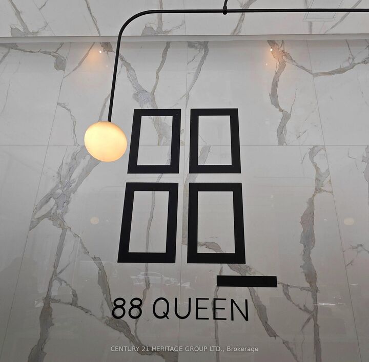 Property Photo:  88 Queen Street 3801  ON M5C 0B6 